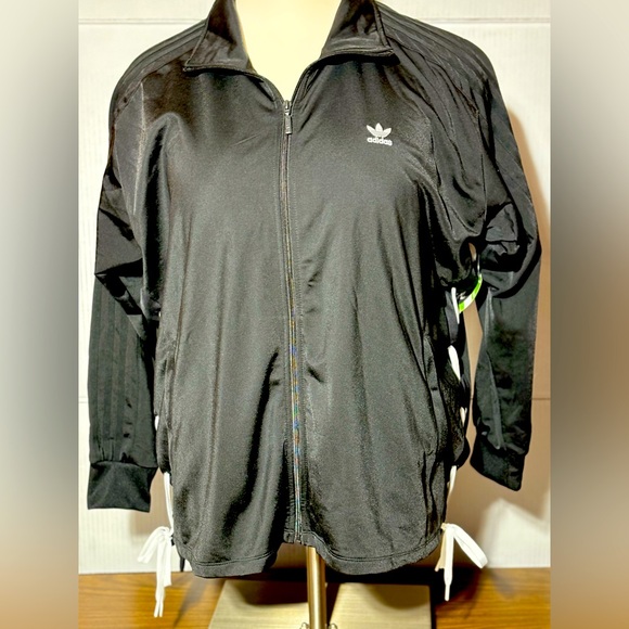 adidas Jackets & Blazers - SOLD-Adidas women’s 3X Always Original warm up jacket Zip front 2 pockets inside